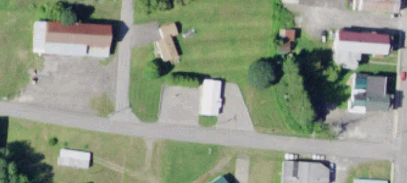 10 Bronner St