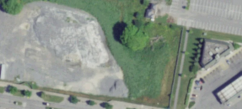 150 Lakeshore Dr