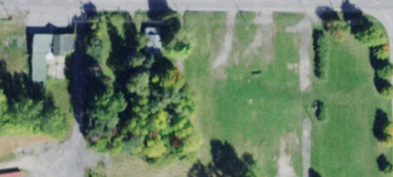 142 Maple St