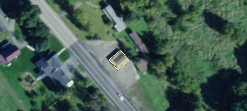 76527652nd State Rte 415th N