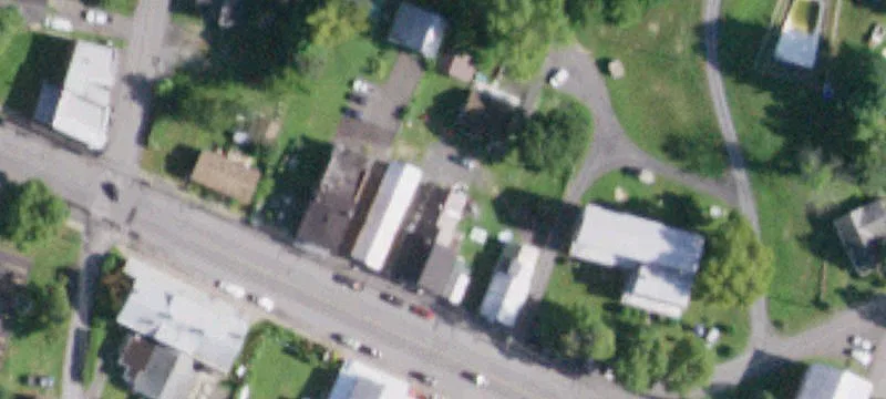 1122 Main St