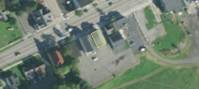 81 Main St