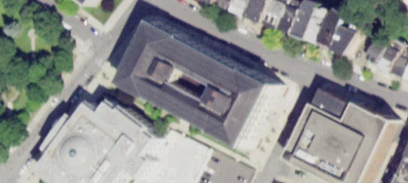 16 Eagle St