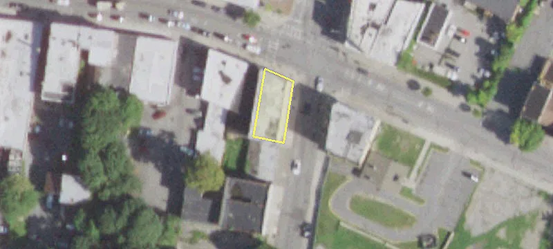 464 Main St
