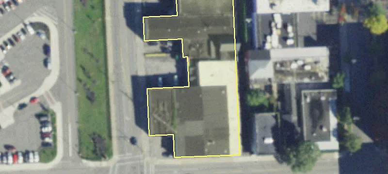 400 Central Ave
