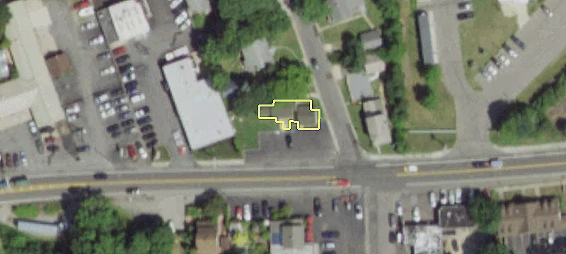 149 Hallock Ave