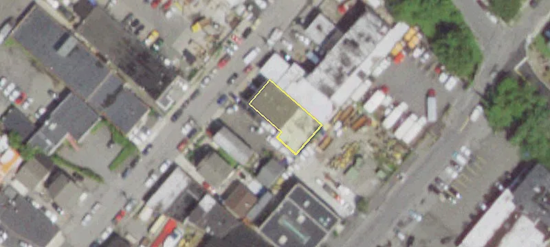 322 Ctr Ave