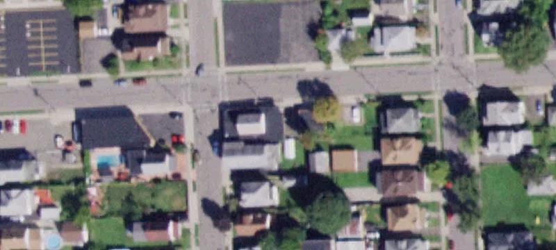 128 Squires Ave
