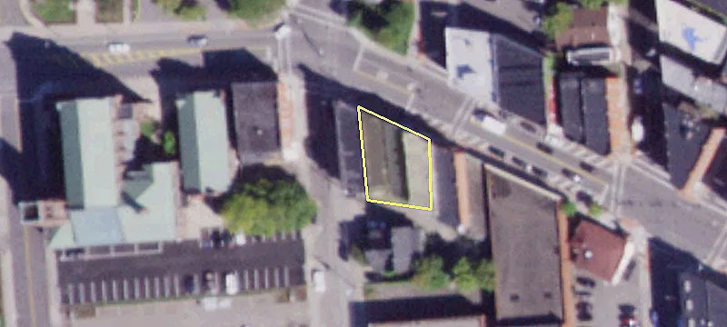 290 Main St