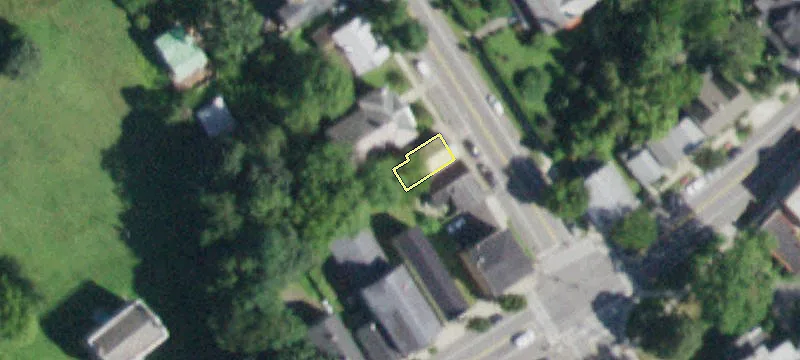 3 Albany Ave