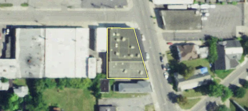 1522 Main St