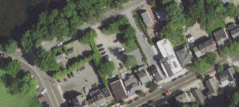 37 Main St