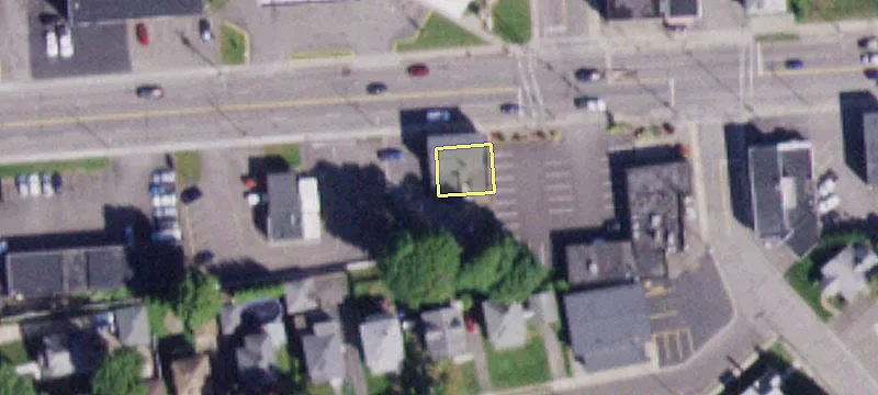 3212 Main St