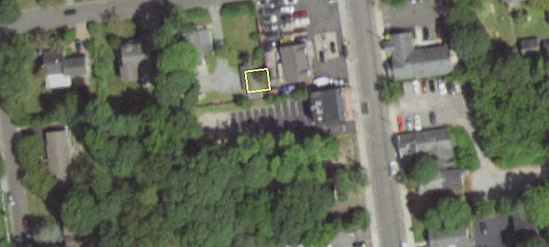 380 Lk Ave