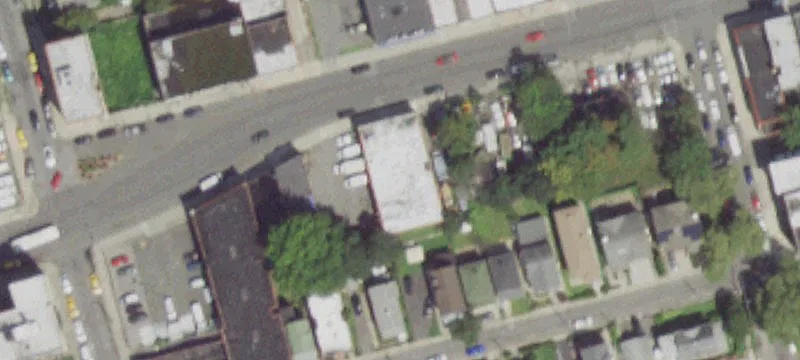 122 3rd St