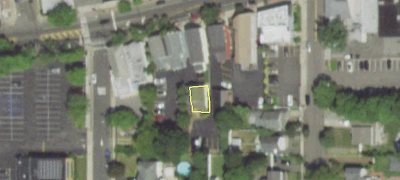 84 Main St