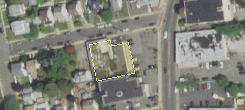 307 Post Ave