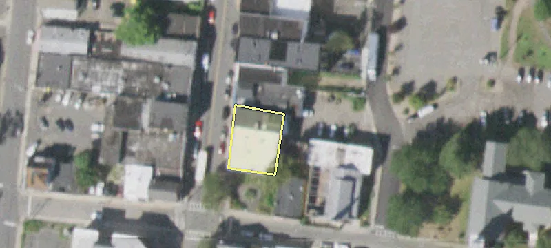 46 Main St