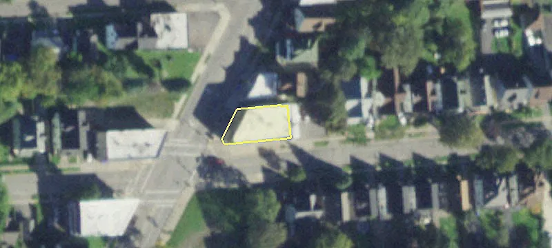 852-854 Portland Ave