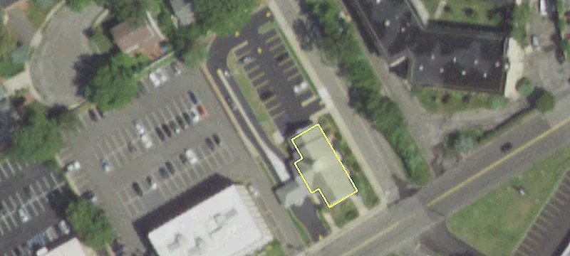 100 Sunnyside Blvd