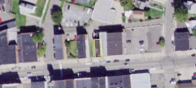 371 Broad St