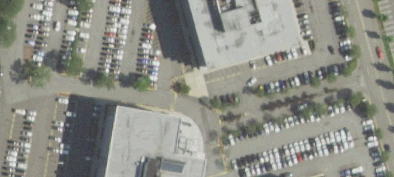 100 Gdn City Plz