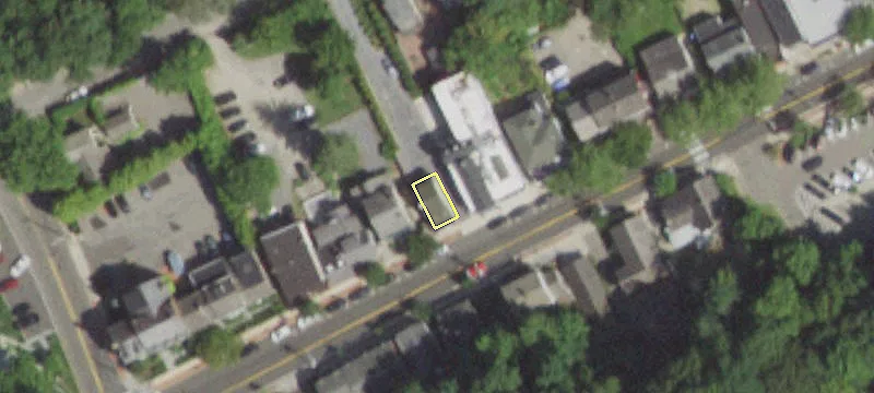 49 Main St