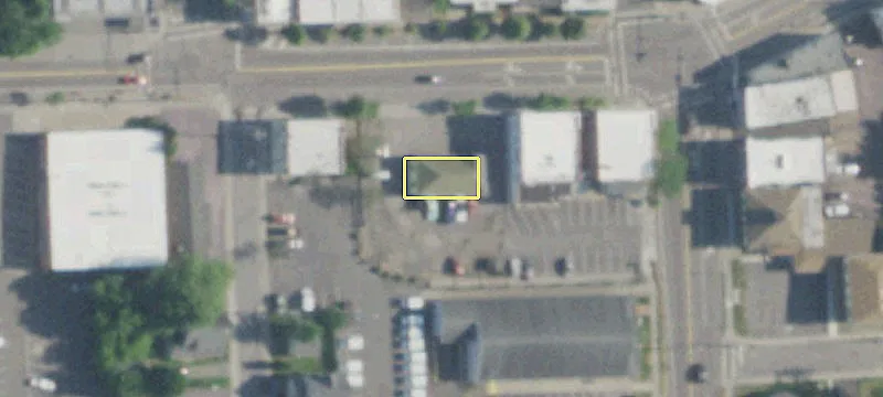 15 Main St