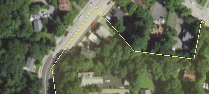 22 Laurel Ave