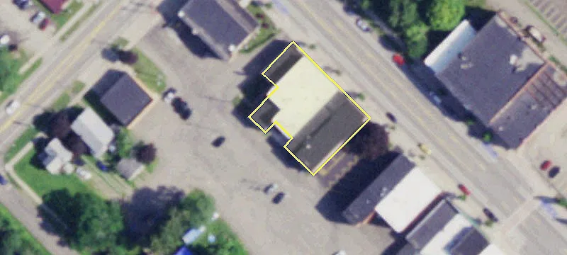 17 Erie St