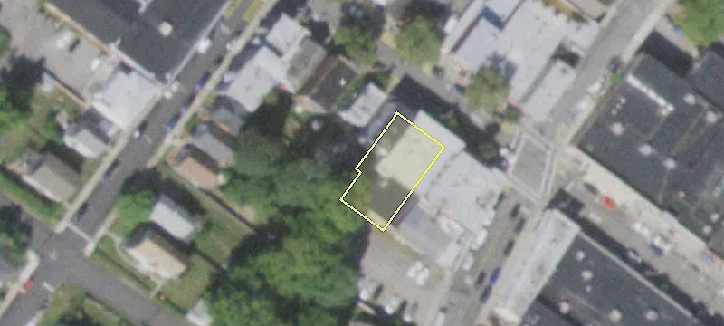 323 Main St
