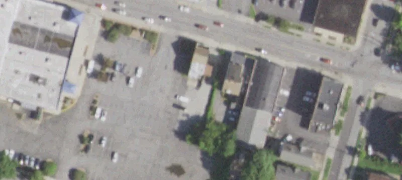 698 Main St
