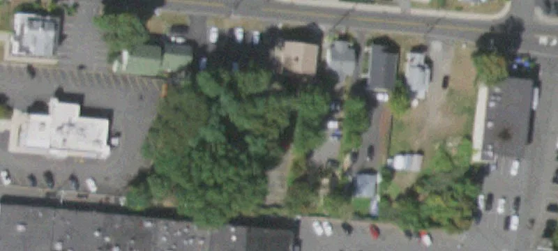 15 3rd St
