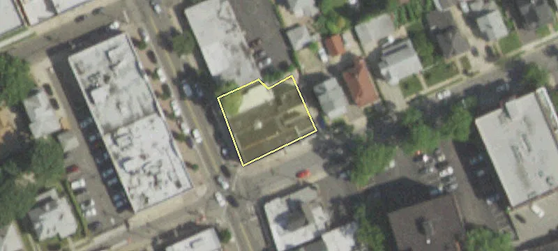 152 Mineola Blvd