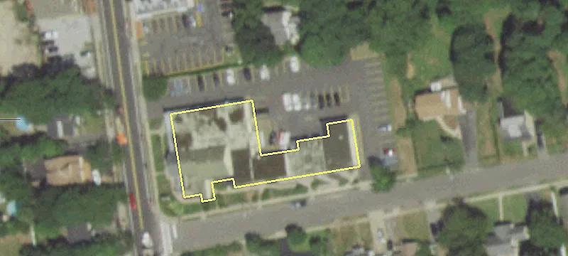 111 Carleton Ave