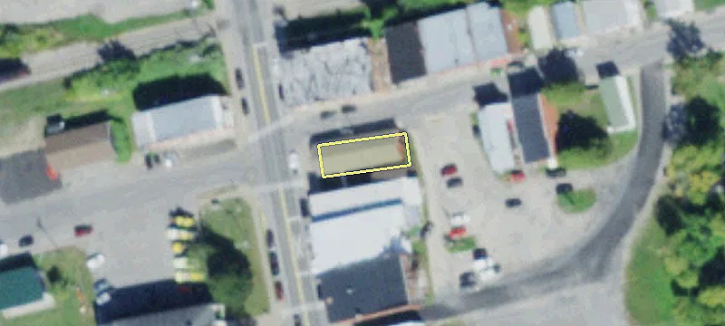 8 Main St