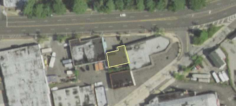70 Merrick Rd