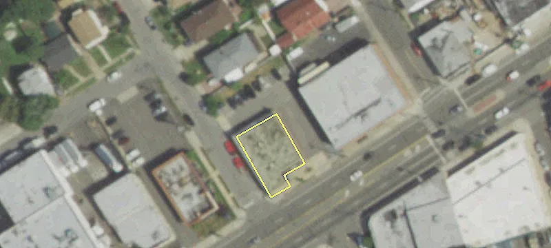 2135 Jericho Tpke