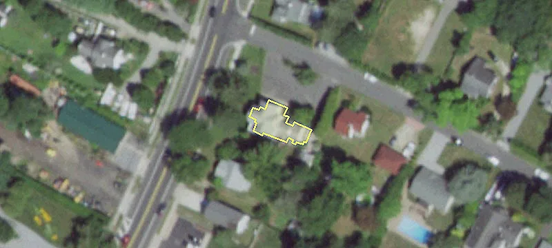 429 Montauk Hwy