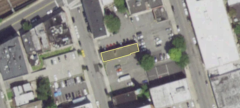 13 6th Ave