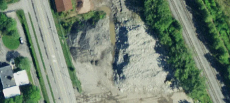 815 Riv Rd