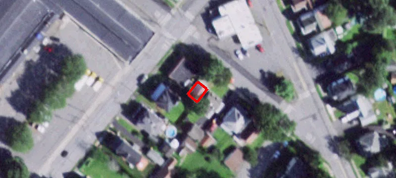 19 10th Broeck Ave