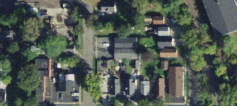 70 Louise St