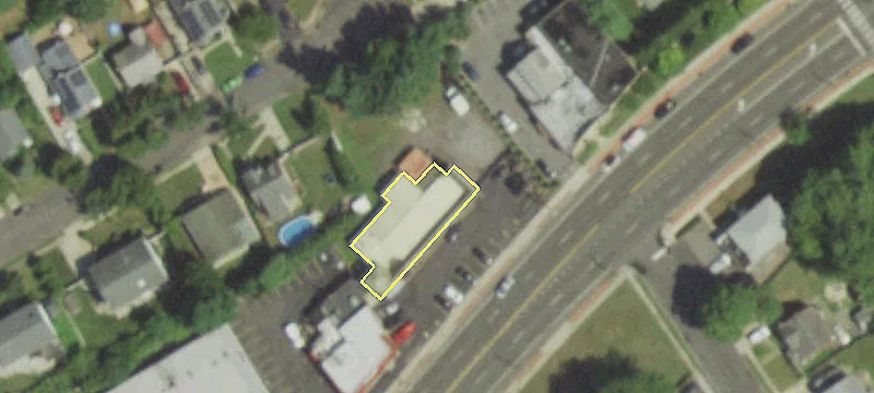 222 Montauk Hwy