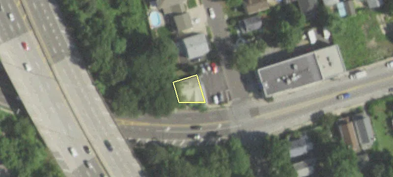 175 Westbury Ave