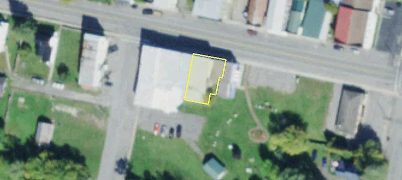 49 Main St