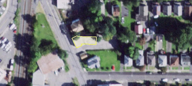 240 Foxhall Ave