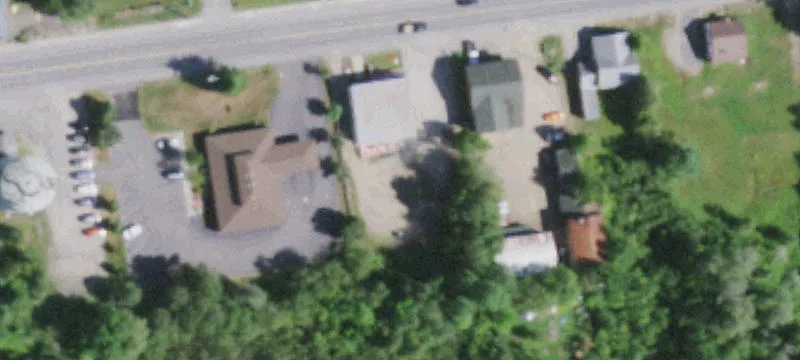 284 Park St