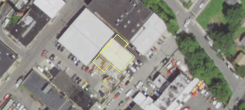 315 Ctr Ave
