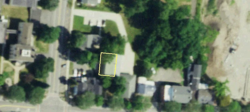 716 Ctr St